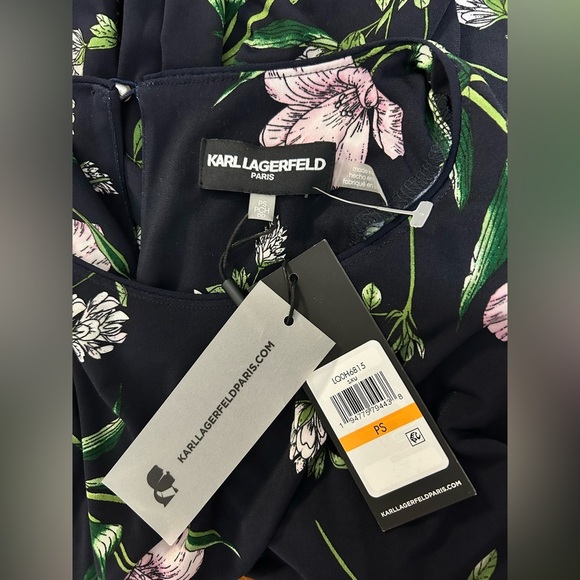 New! Karl Lagerfeld Paris Floral Yessie Trumpet Sleeve Blouse - Picture 2 of 6